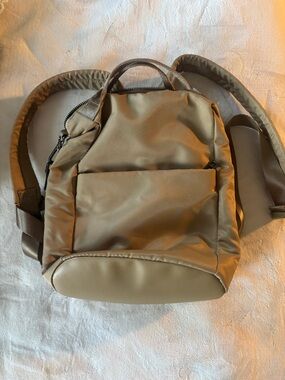 Mini green Backpack - Minimal Everyday Carry